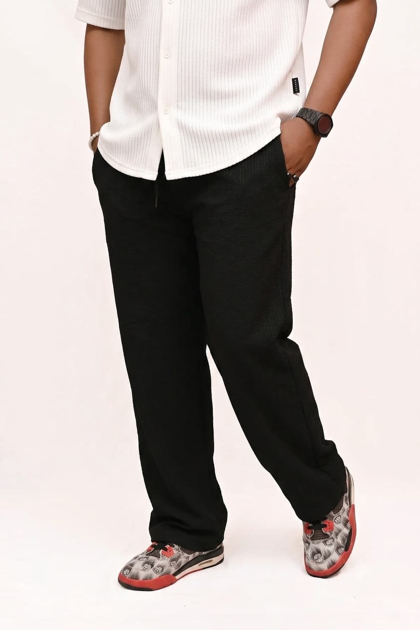 HYKEYZ Classic Textured Straight Trouser - Black