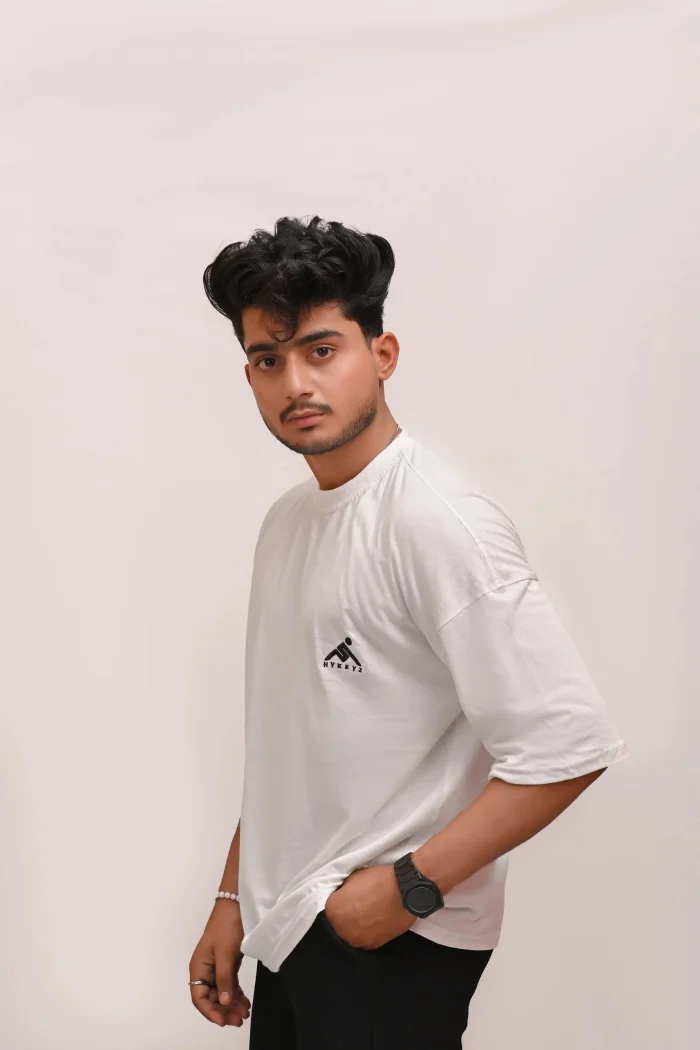 HYKEYZ OVERSIZED COMFORT WHITE TEE - Image 6