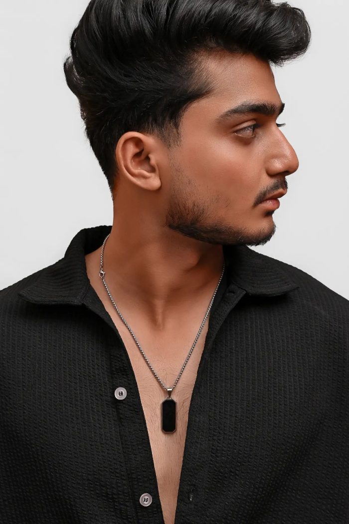 CLASSIC TEXTURED PREMIUM SHIRT – BLACK - Image 2