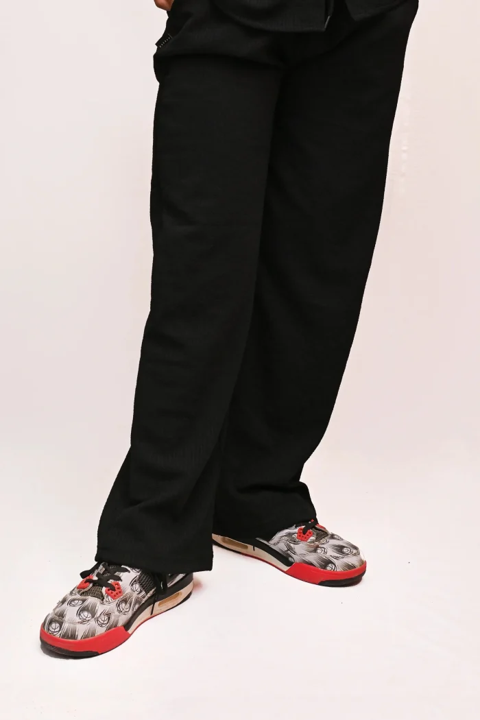 CLASSIC TEXTURED STRAIGHT TROUSER – BLACK - Image 3