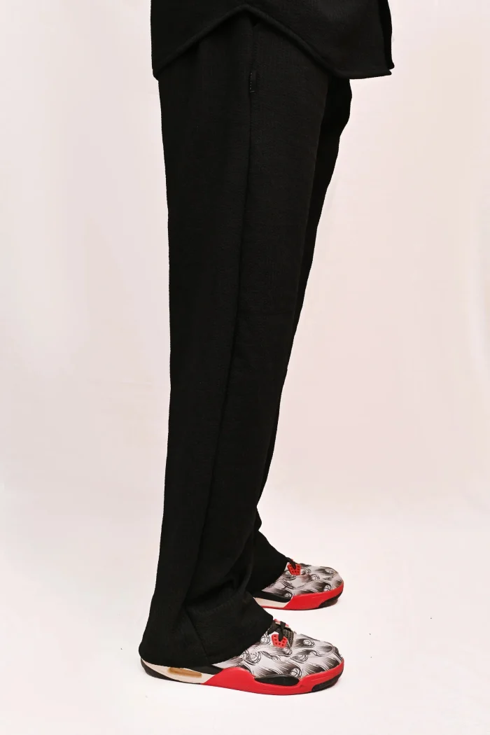 CLASSIC TEXTURED STRAIGHT TROUSER – BLACK - Image 4